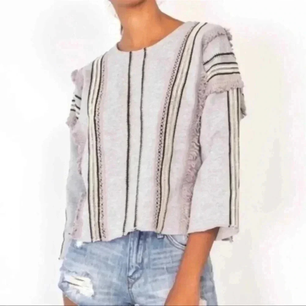 Anthropologie | Moon River | Bohemian Gray Fringe Cropped Sweatshirt Zip Back XS
